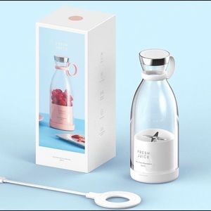 Portable smoothie blender